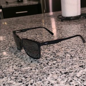 Maui Jim wild coast polarized sunglasses